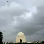Karachi stays cloudy amid warm weather