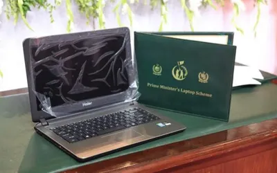 Punjab to distribute 30,000 laptops under second phase