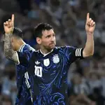 Messi becomes first to score in 7 straight World Cup games while extending goals record