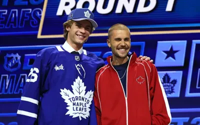 Justin Bieber steals spotlight at 2026 NHL draft in Buffalo