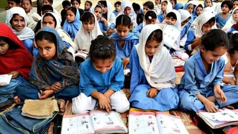 Pakistan literacy rate