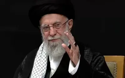 Iran’s supreme leader rejects US threats, pledges resistance