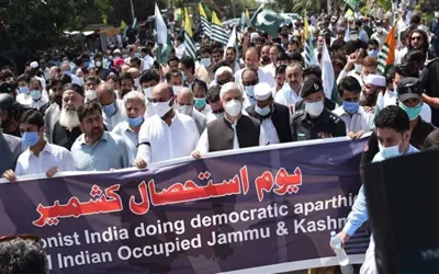 Pakistan renews Kashmir solidarity on Youm-e-Istehsal