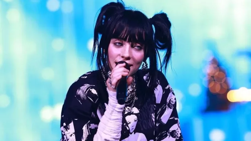 Billie Eilish stops concert to criticize Donald Trump's win in US election 2024