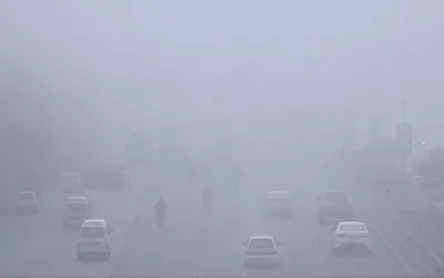 Karachi blanketed in heavy fog as visibility drops