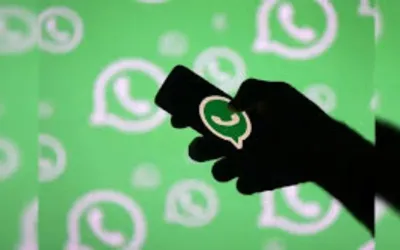 WhatsApp Set to transform profiles with new cover photo feature