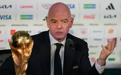 UEFA keeps FIFA boycott in place despite policy reversal