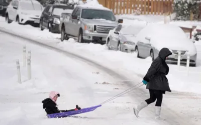 Winter storm kills 11 in US, over 19,000 flights canceled
