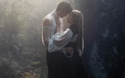 Margot Robbie and Jacob Elordi star in steamy gothic romance