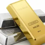 Gold prices register fresh gains, silver remains flat