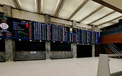 KSE-100 index ends week lower on US-Iran tensions