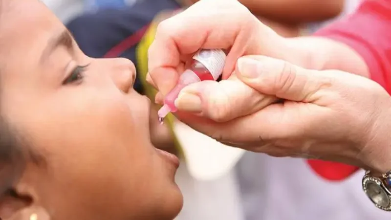 Pakistan reports sharp decline in polio detection