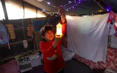 Gaza welcomes Ramadan amid fragile ‘ceasefire’ and fears of renewed war