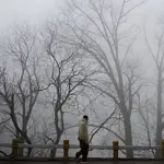 Dry skies across Pakistan, North shivers in cold nights
