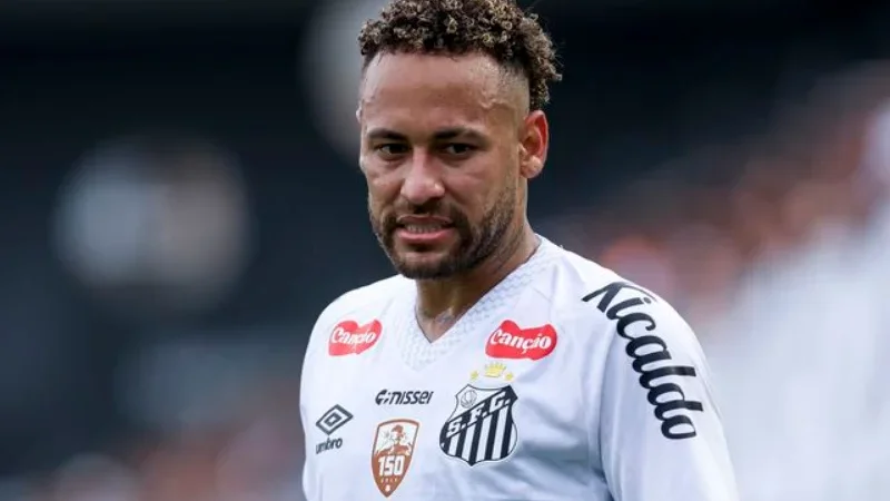 Striker Neymar