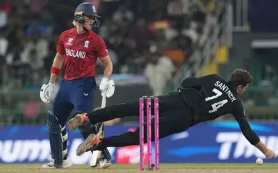 England’s win over New Zealand revives Pakistan’s last-4 chances