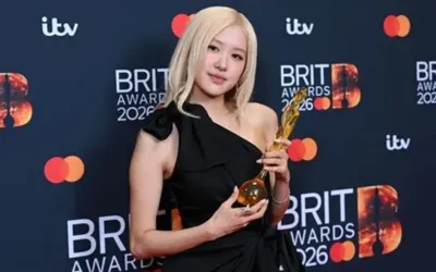 Rosé makes history: First K-Pop star to snag a Brit Award