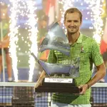 Medvedev wins Dubai: Gulf Airspace disrupts travel