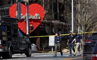 Three dead, 14 injured in Austin bar shooting
