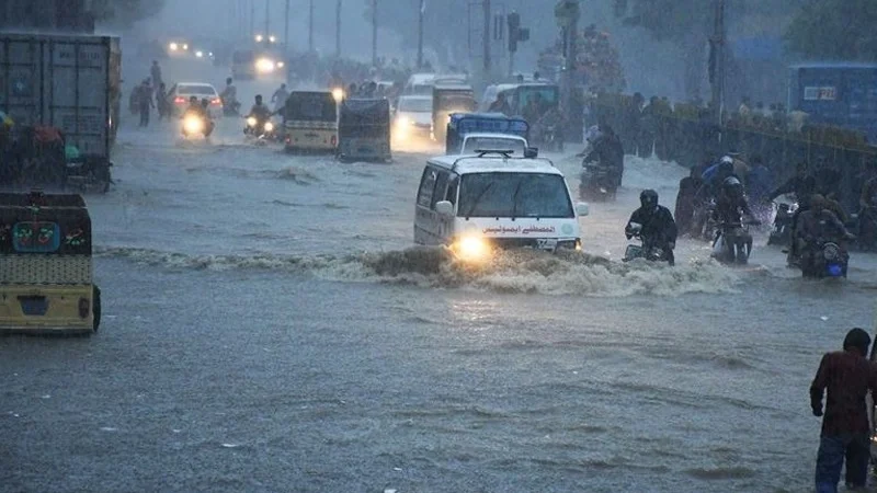 Heavy rain triggers flood alert in Rawalpindi, Islamabad