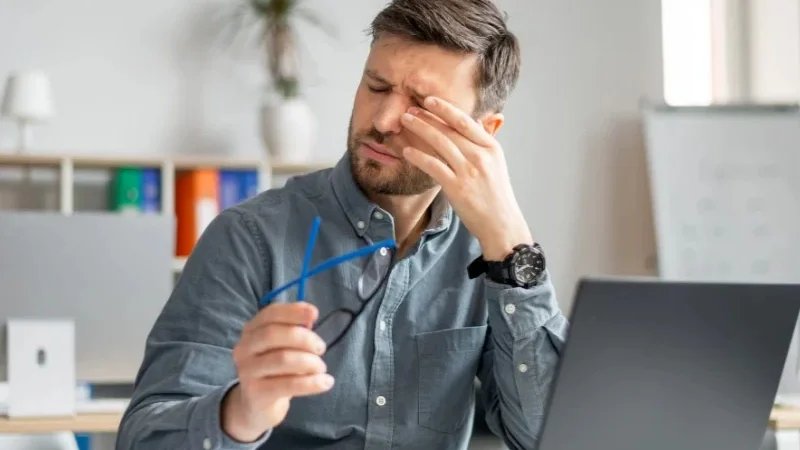 Vitamins and foods that relieve dry eye syndrome - dry eye, dry eye syndrome