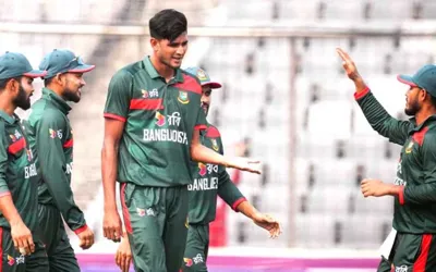 Pakistan suffer crushing defeat to Bangladesh in first ODI