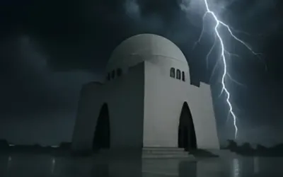 Heavy rain and thunderstorms expected to hit Karachi, says PMD