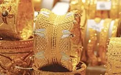 Gold prices drop sharply across Pakistan