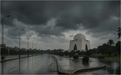 Storm alert: Karachi to be lashed by rain, winds, and thunderstorms