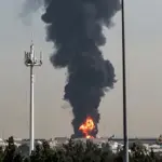 2 killed, 3 injured in Abu Dhabi after missile interception debris falls on street