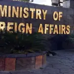 Pakistan steps up Iran mediation with key FM visits