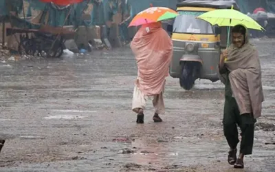 Thunderstorms expected in Karachi as western weather system brings rain across Pakistan