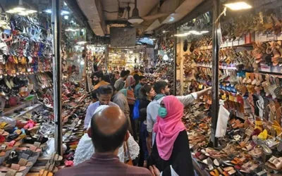 Markets, shops, and malls nationwide to close by 8 PM