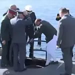 Indian Defence Minister faces difficulty during submarine visit