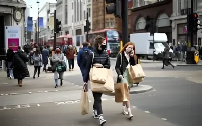 UK retail sales spiral to 40-year low amid inflation storm