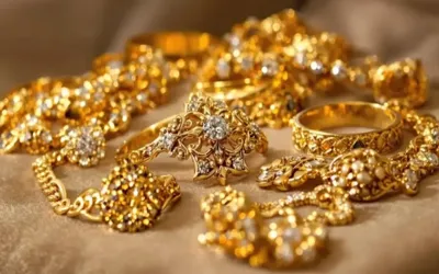 Gold, silver prices see major dip across in Pakistan