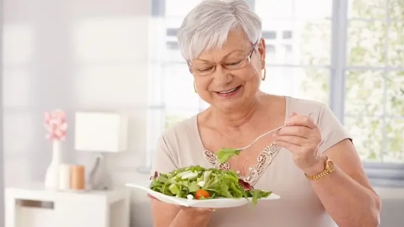 How a balanced diet improves your life