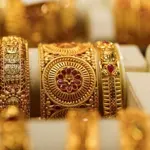 Pakistan sees major drop in gold prices amid global market decline