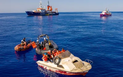 Pakistan Navy launches humanitarian rescue operation in Arabian Sea