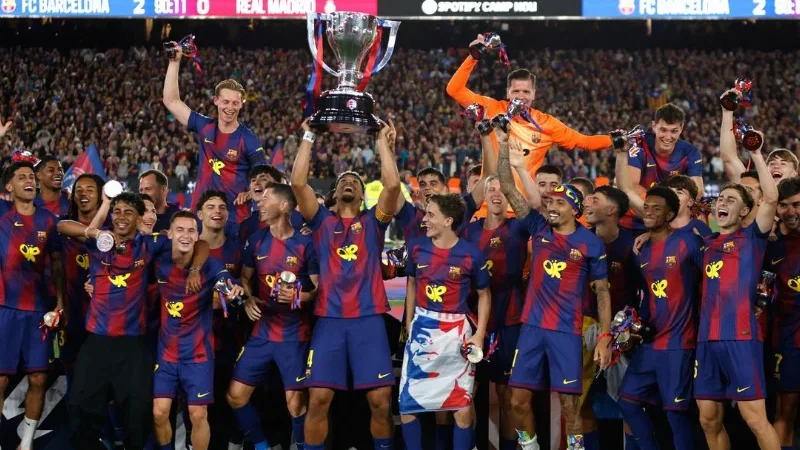 Barcelona clinch