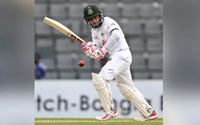 Bangladesh put Pakistan on verge of defeat in Sylhet Test