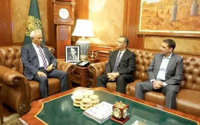 Chairman K-Electric Shaheryar Chishty meets Governor Sindh, discuss ongoing development project