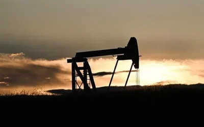 Oil prices ease as Iran–US tensions cloud Strait of Hormuz outlook