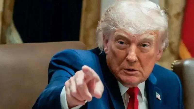 Trump threatens to 'blow up' Oman over Strait of Hormuz dispute
