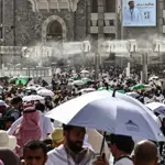 Pilgrims leave Makkah after performing final Hajj rituals