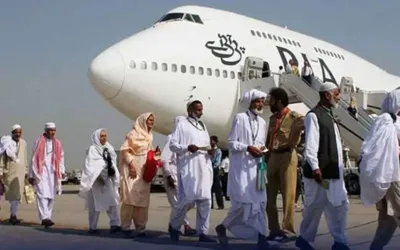 165 Pakistani pilgrims arrive in Islamabad