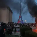 Paris streets packed with PSG fans, amid clashes with police and arrests
