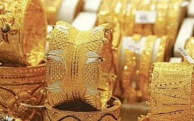 Gold price drops in Pakistan