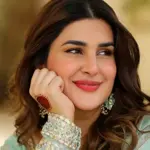 Kubra Khan’s dance rehearsal video goes viral on social media