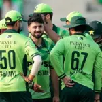 Australia set Pakistan 232-run target in second ODI